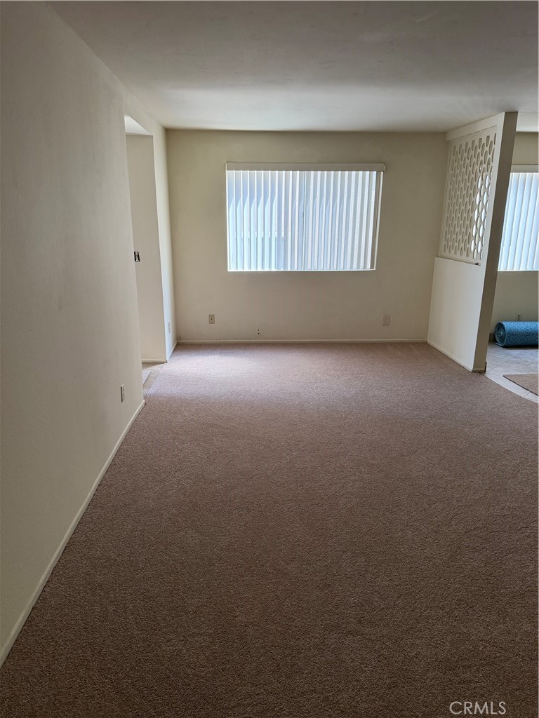 965 18th Street W 2 Property Photo 2