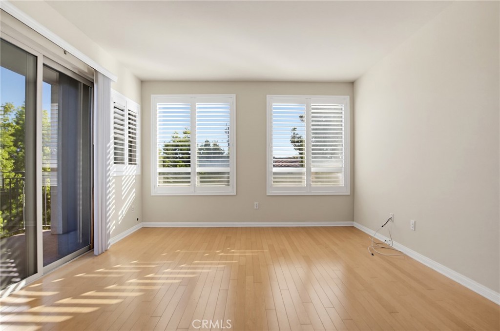 2742 Cabrillo Avenue 212 Property Photo 14