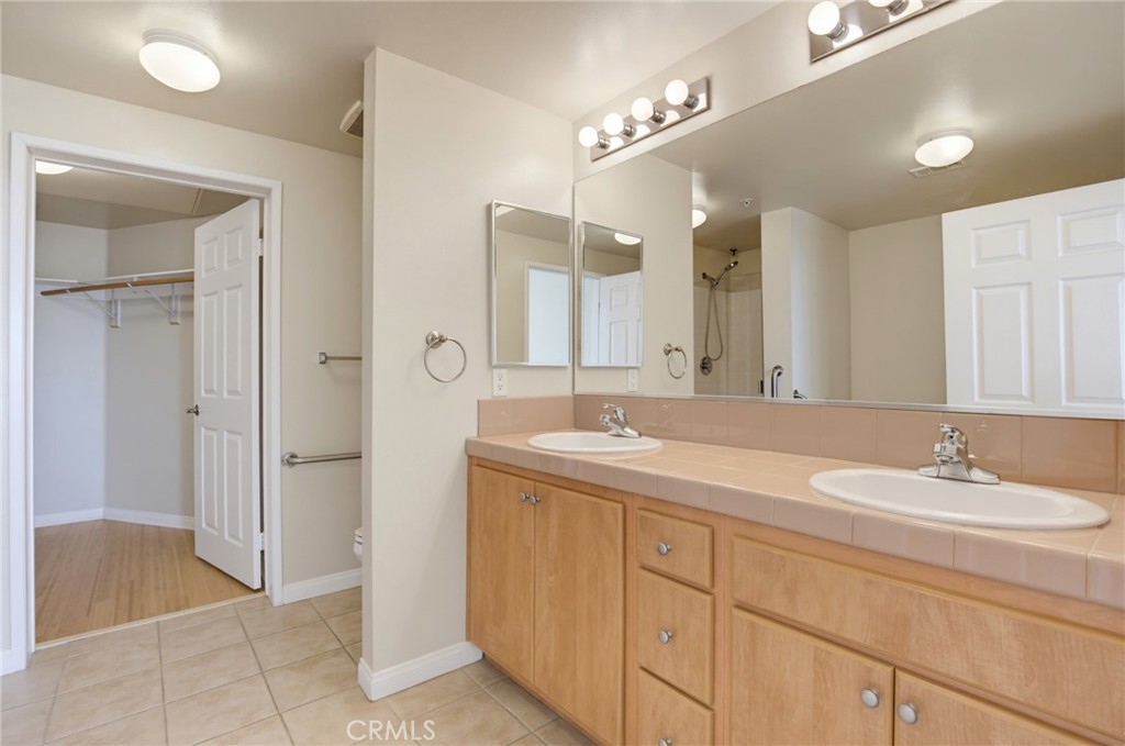 2742 Cabrillo Avenue 212 Property Photo 19