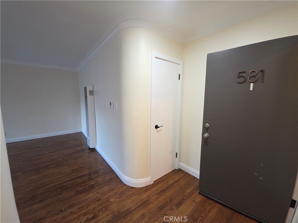 581 Levering Avenue 581 Property Photo 17