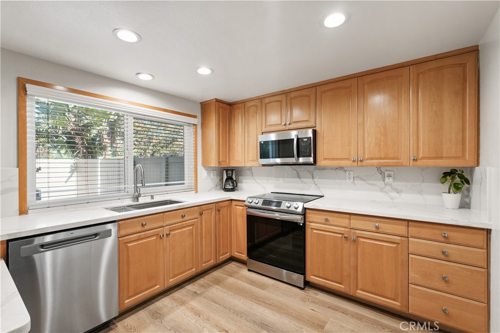 22544 Jeffrey Mark Court 1 Property Photo 12