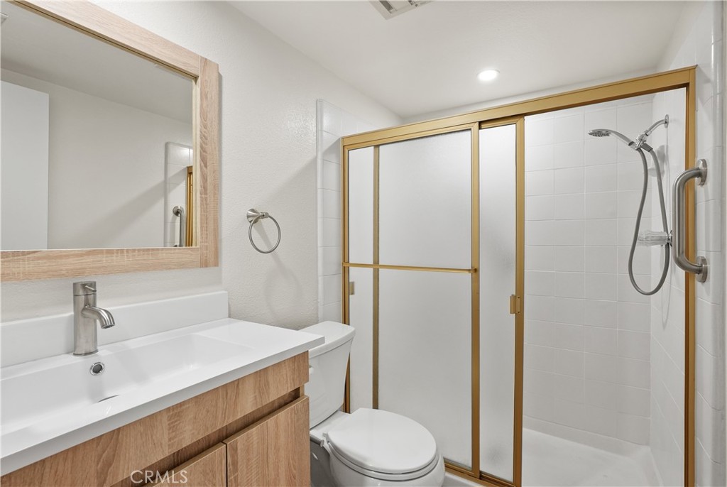 22544 Jeffrey Mark Court 1 Property Photo 18
