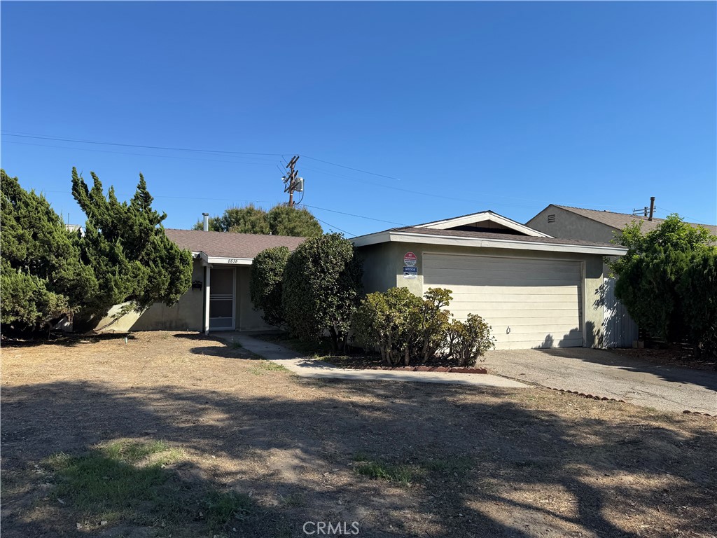 8838 Ilex Property Photo 1