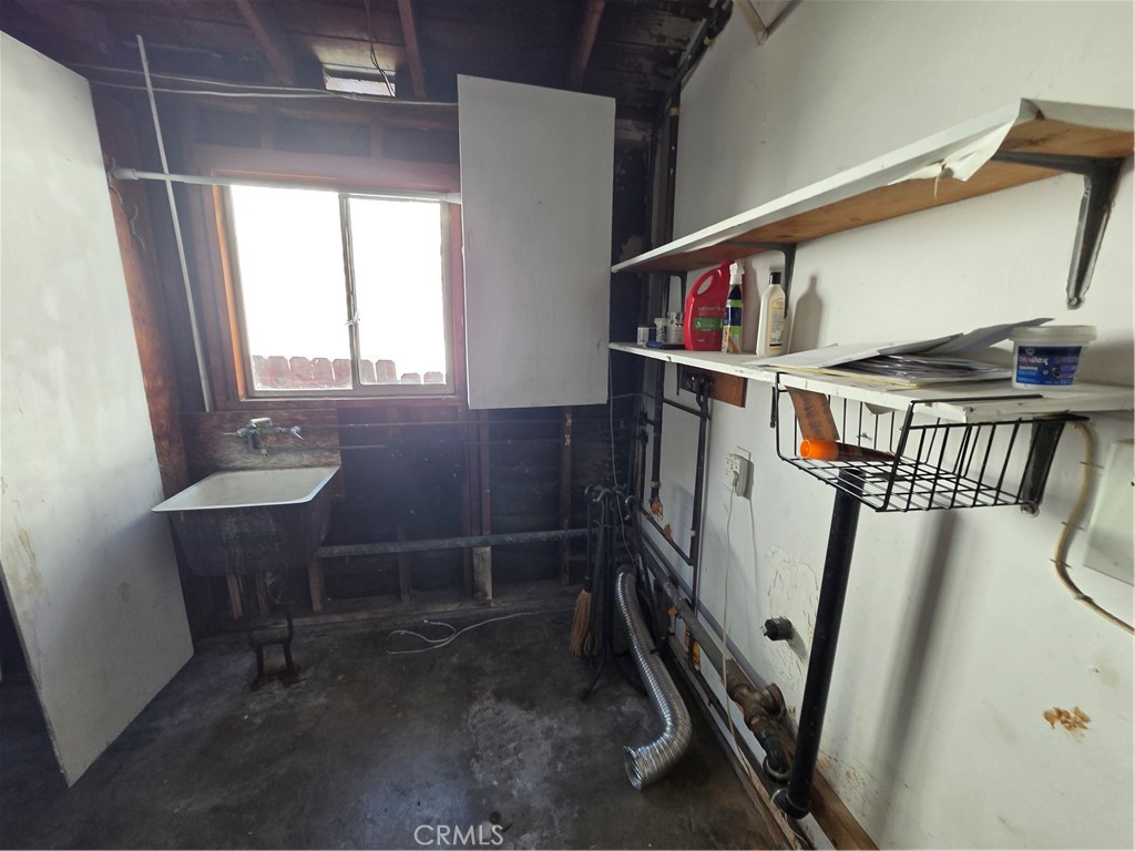 1014 Duncan Place Property Photo 5