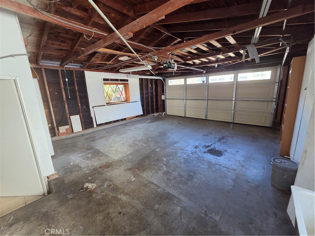 1014 Duncan Place Property Photo 6