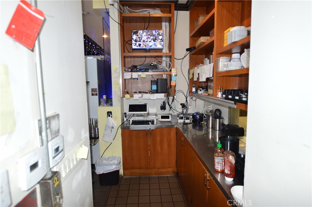 1610 Redondo Beach 3 Property Photo 16