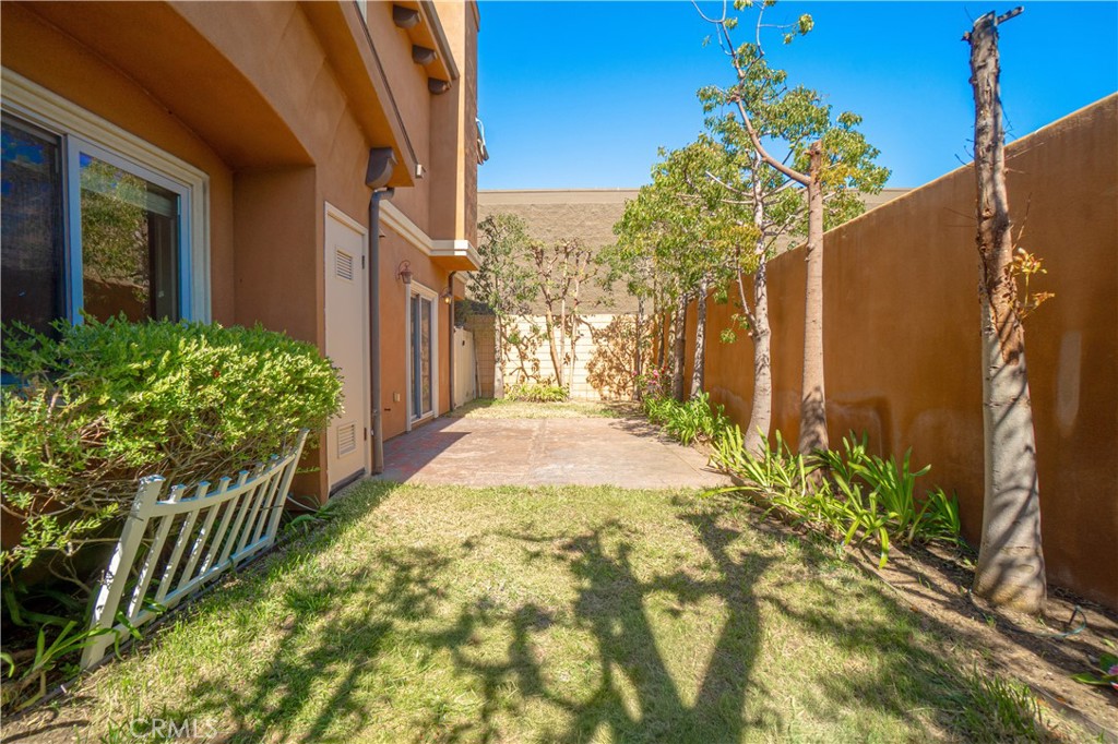 2106 Mathews C Property Photo 22