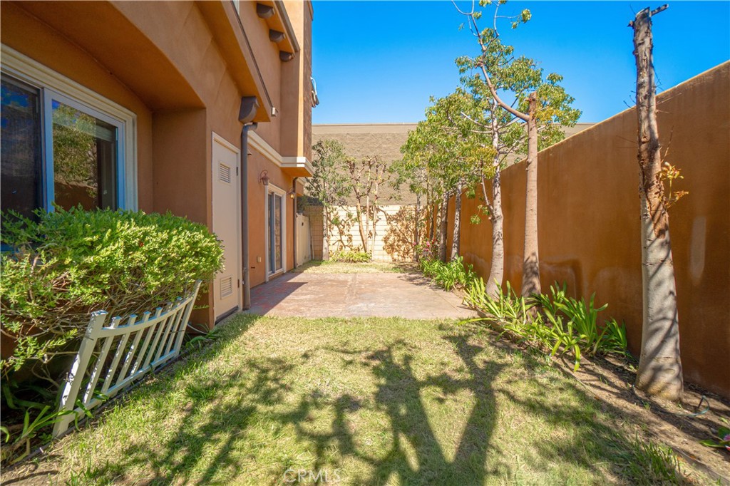 2106 Mathews C Property Photo 22