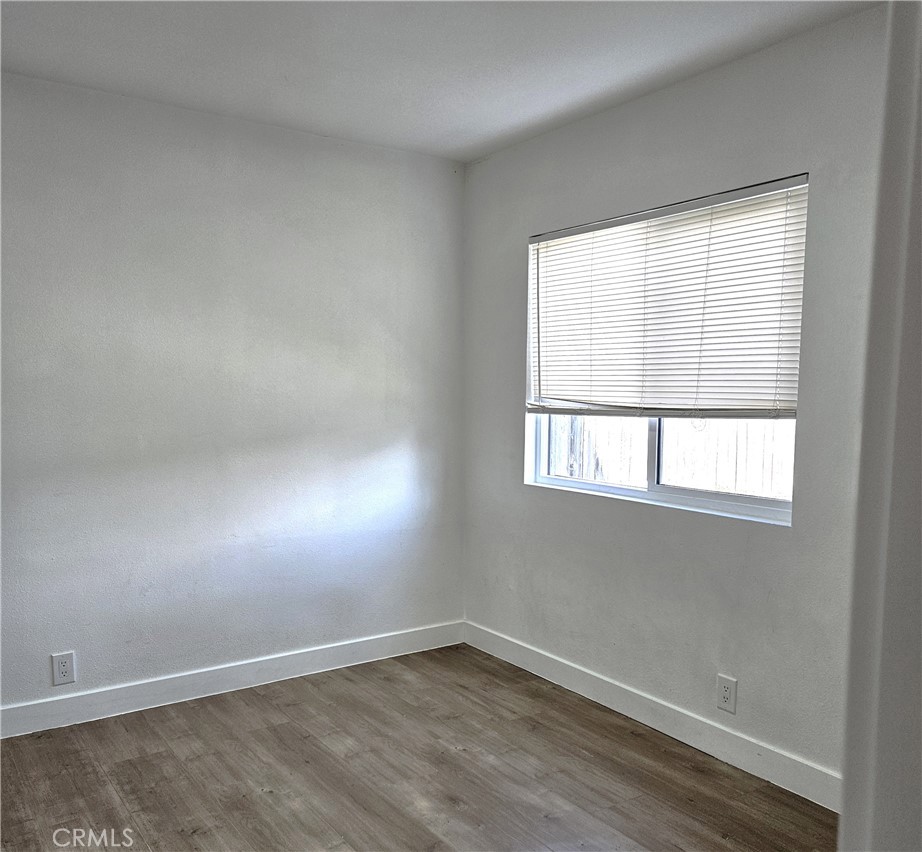 961 W 21st Street Property Photo 7