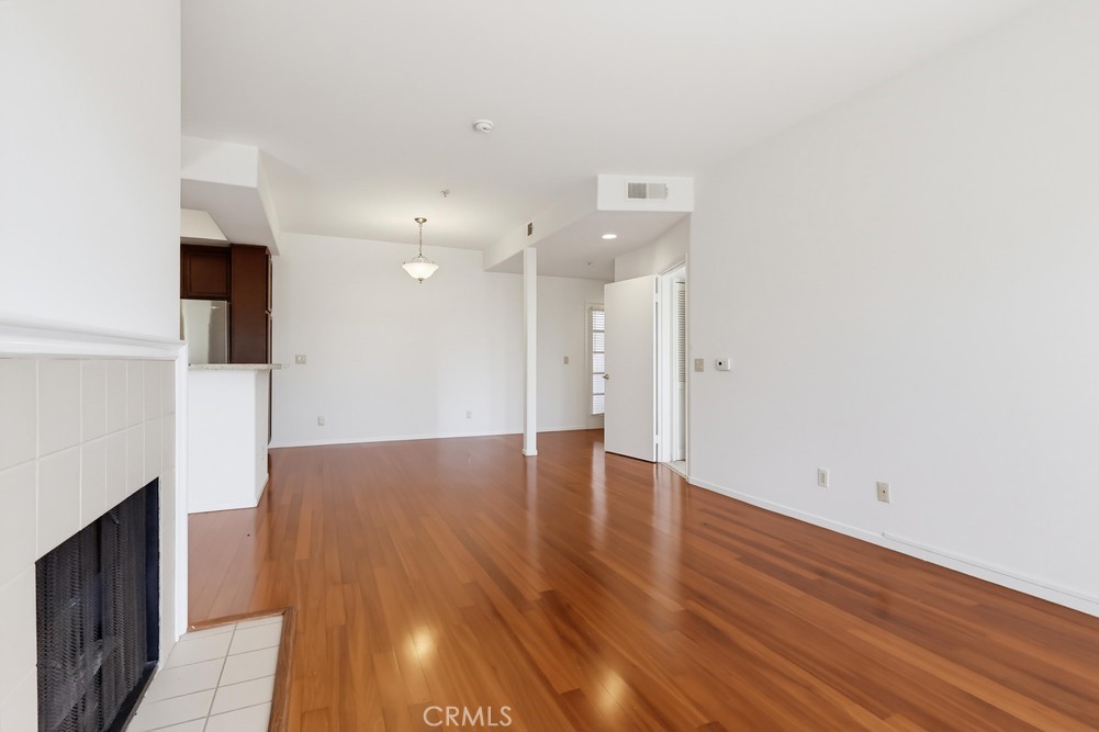 1522 S Saltair Ave 206 Property Photo 18