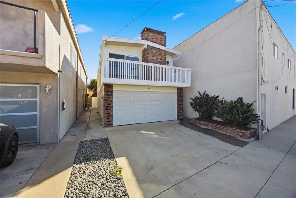 814 3rd Street Property Photo 1