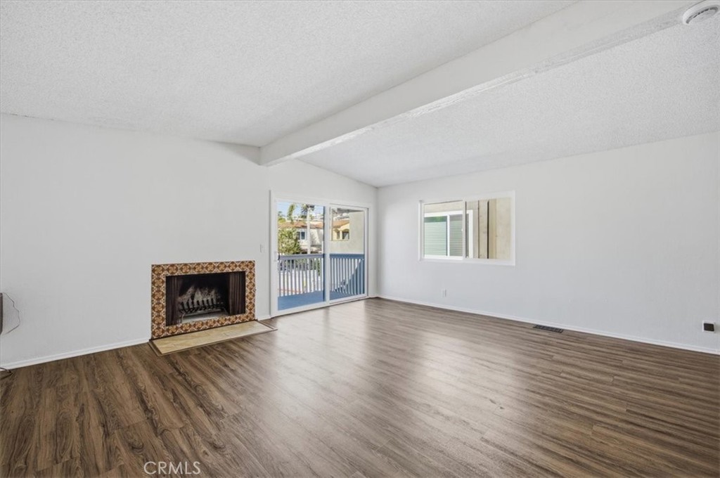 814 3rd Street Property Photo 4