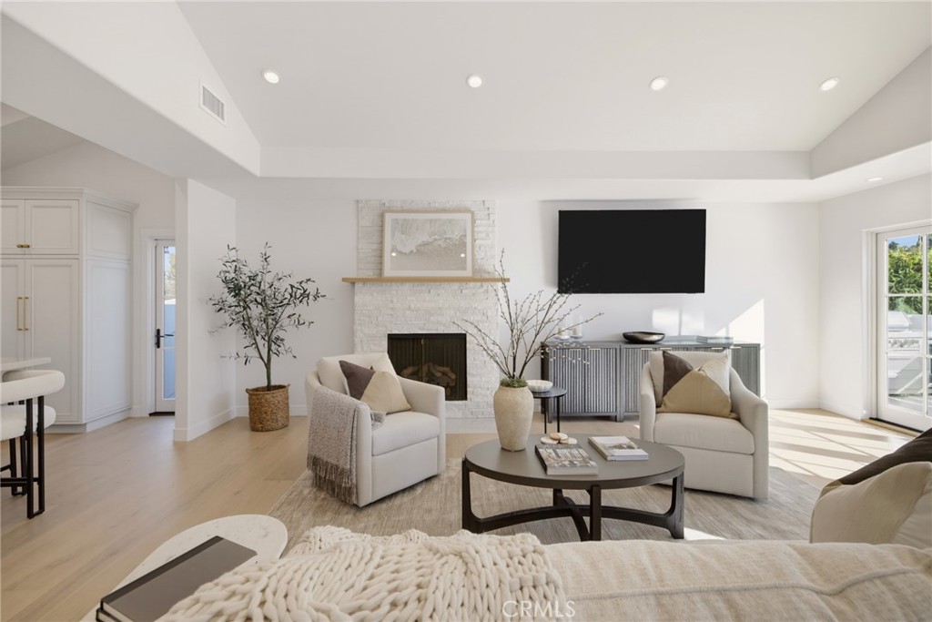 4036 Via Pima Property Photo 6