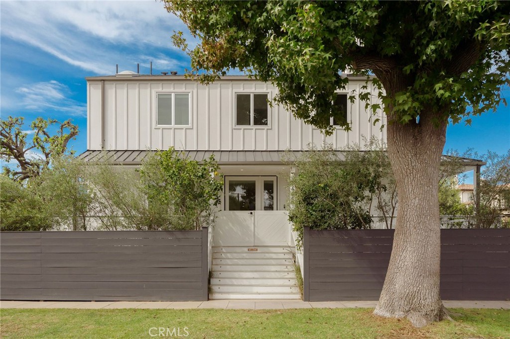7400 W 80th Street Property Photo 6