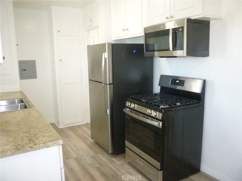 16901 Crenshaw Boulevard 7 Property Photo 6