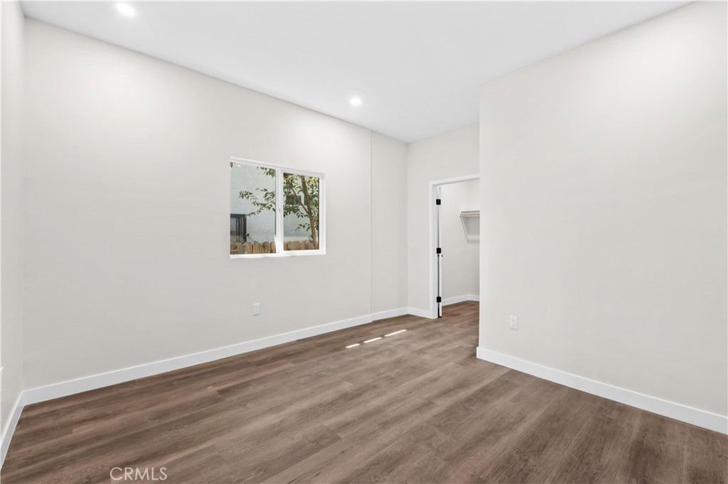 259 W 42nd Street Property Photo 29