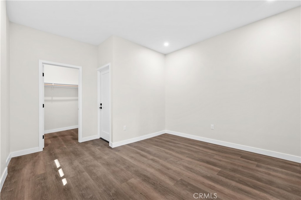 259 W 42nd Street Property Photo 30