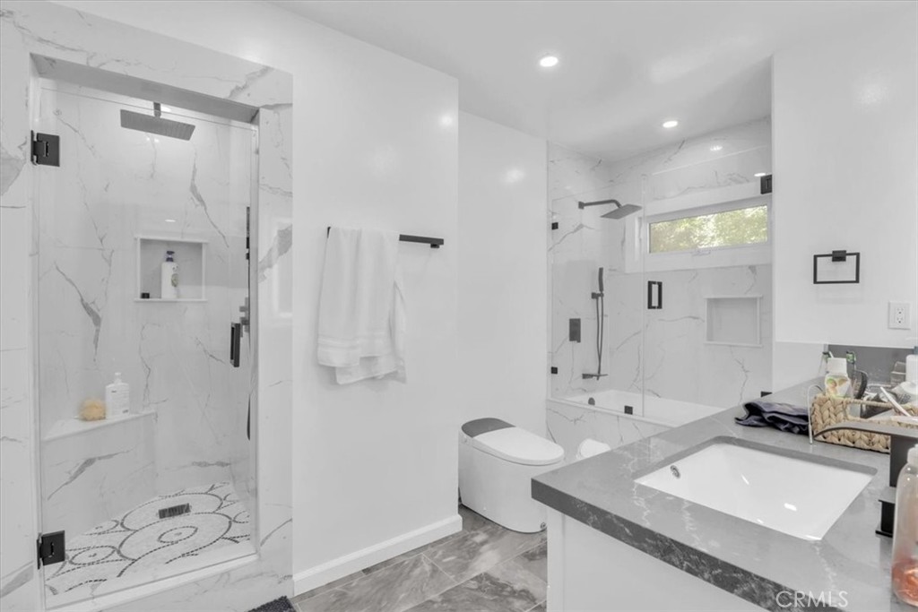 9466 Hidden Valley Place Property Photo 14