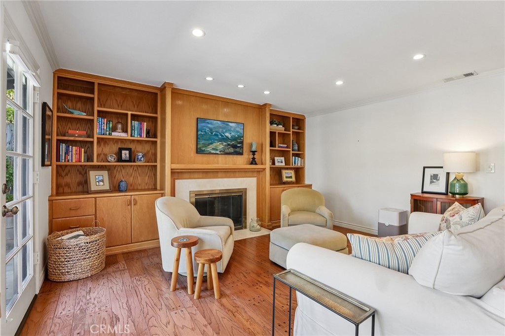 4017 Via Pavion Property Photo 5