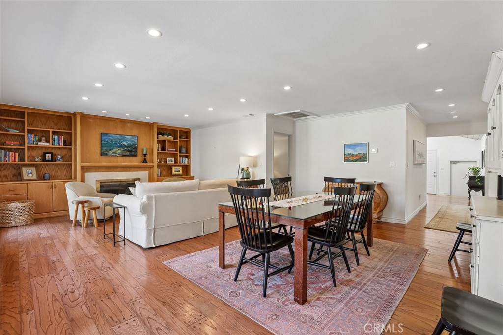 4017 Via Pavion Property Photo 9