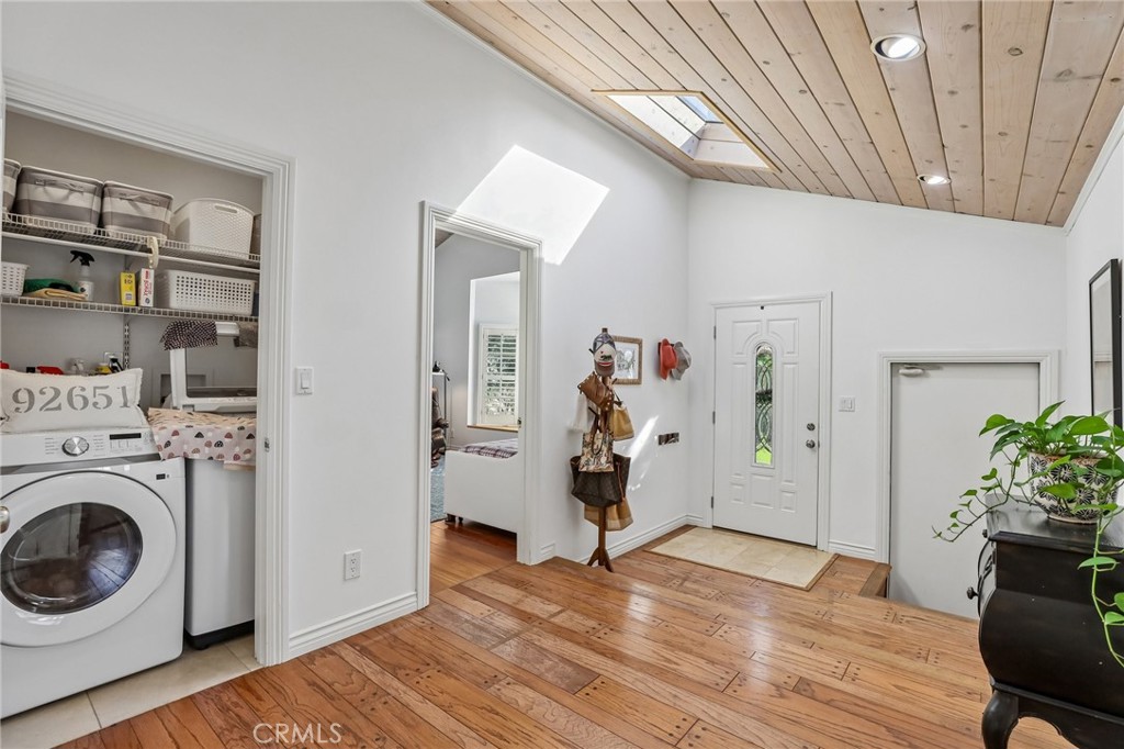 4017 Via Pavion Property Photo 16