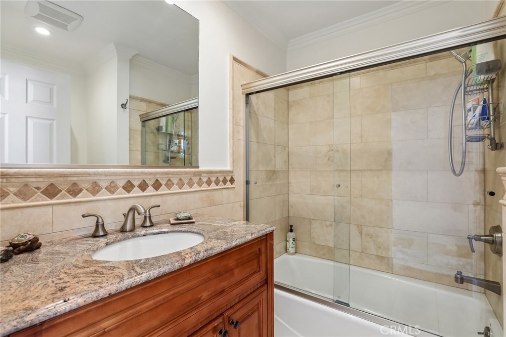 4017 Via Pavion Property Photo 17