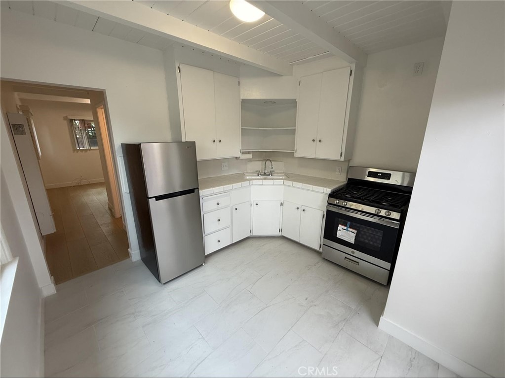 418 S Broadway C Property Photo 7