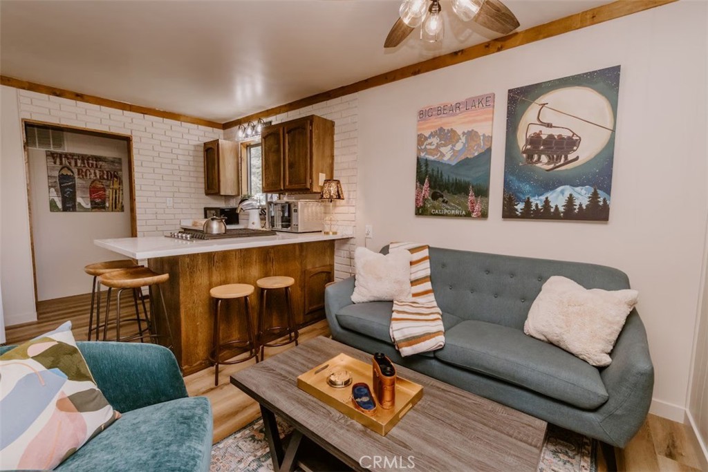 42975 Falls Property Photo 6