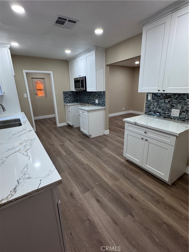 1150 W 64th Street Property Photo 15