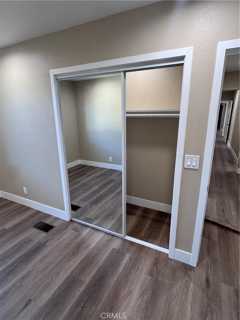 1150 W 64th Street Property Photo 18