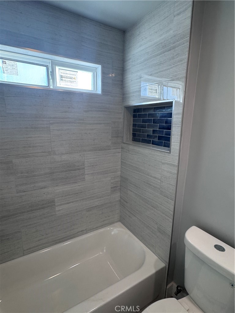 1150 W 64th Street Property Photo 25