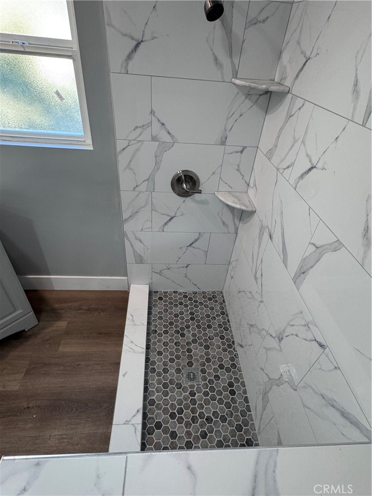 1150 W 64th Street Property Photo 30