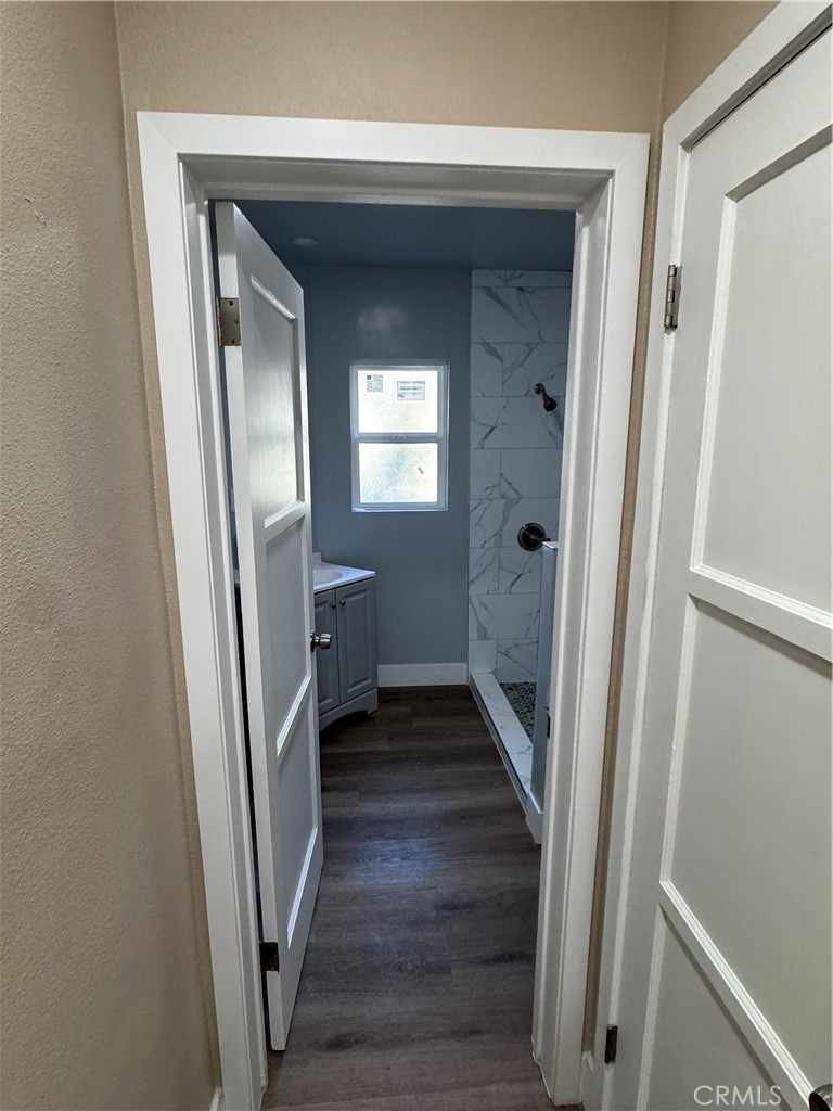 1150 W 64th Street Property Photo 32