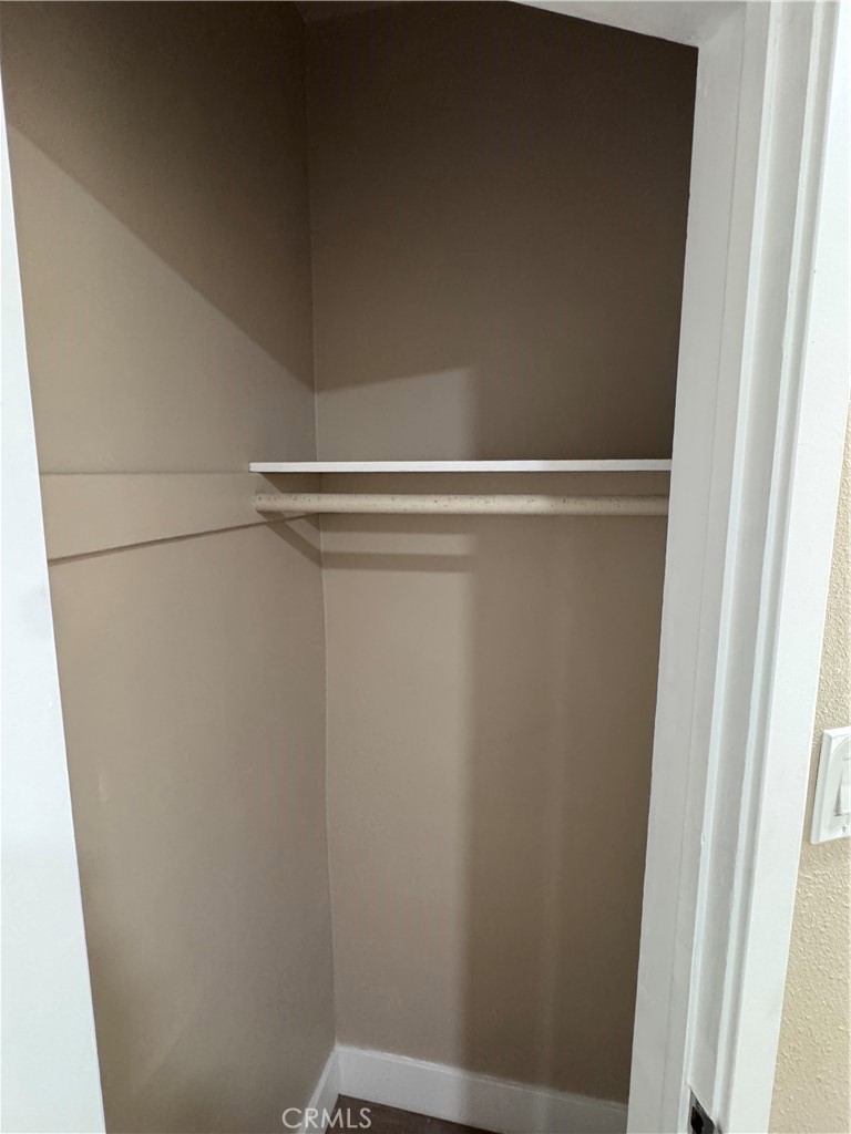 1150 W 64th Street Property Photo 33