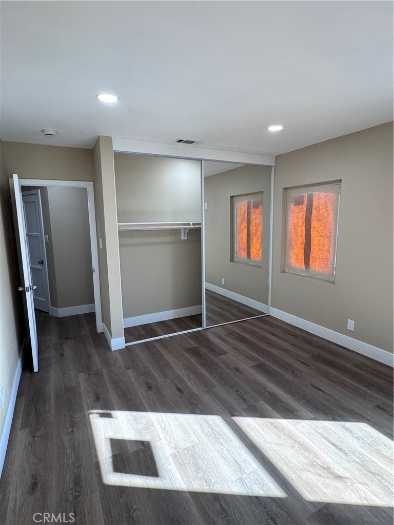 1150 W 64th Street Property Photo 35