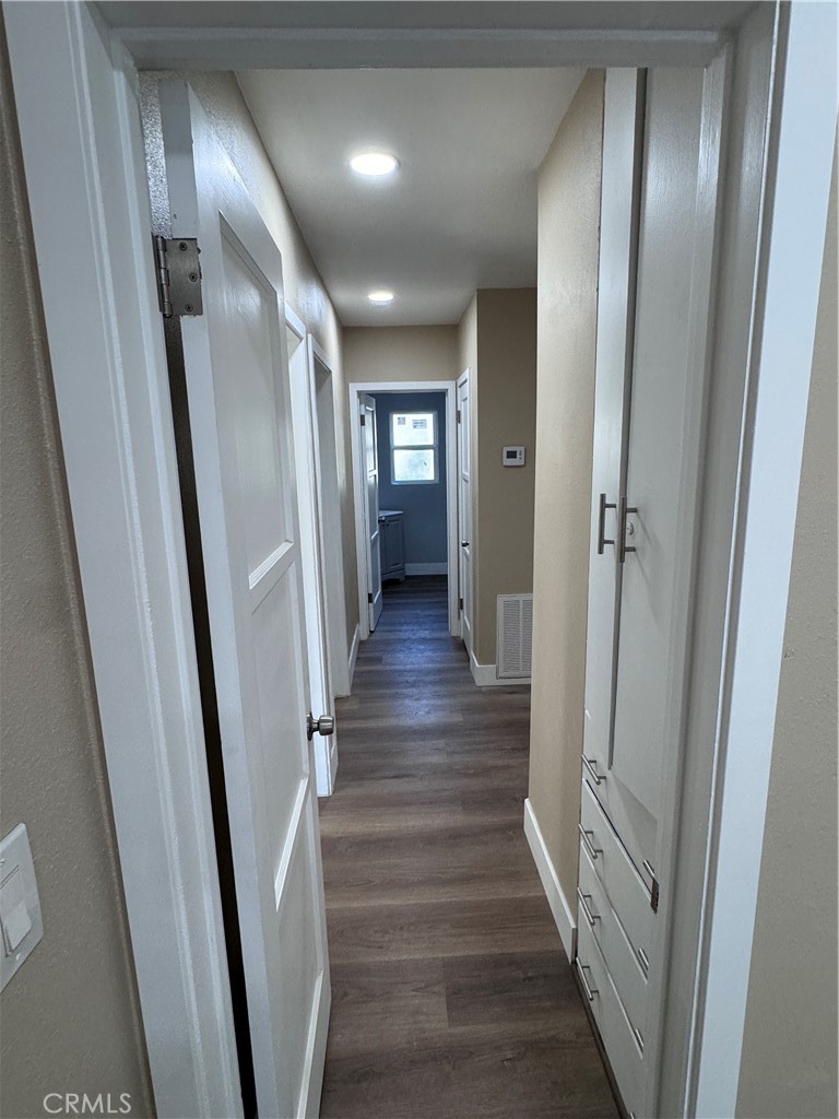 1150 W 64th Street Property Photo 37