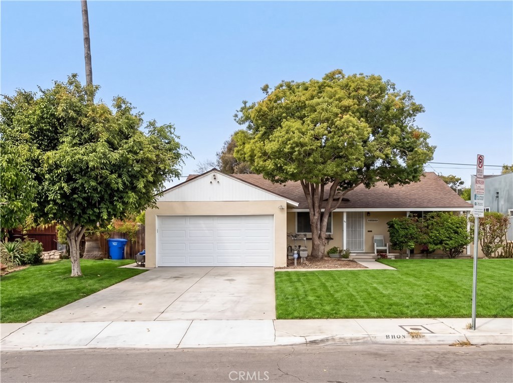 8801 Kittyhawk Property Photo 1