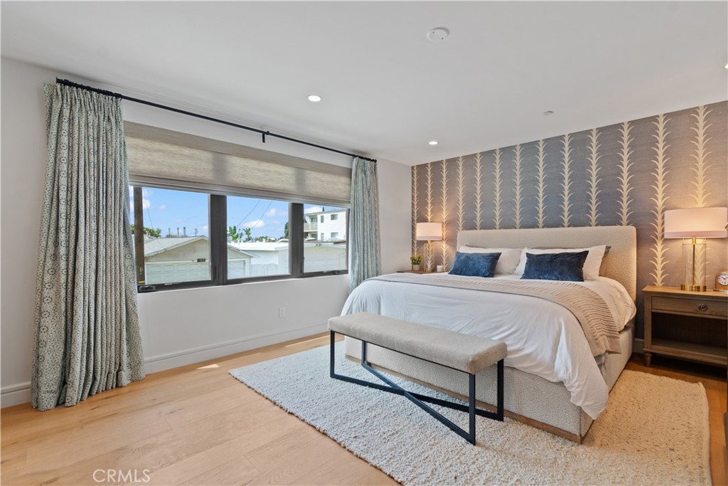 802 Bard Property Photo 9