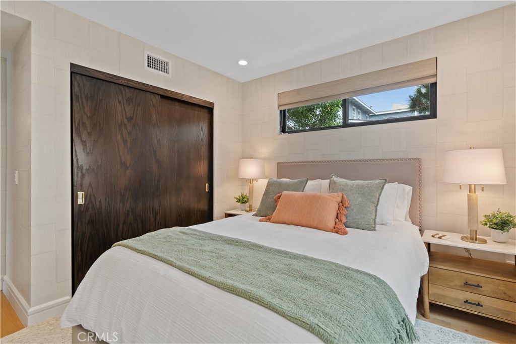 802 Bard Property Photo 18