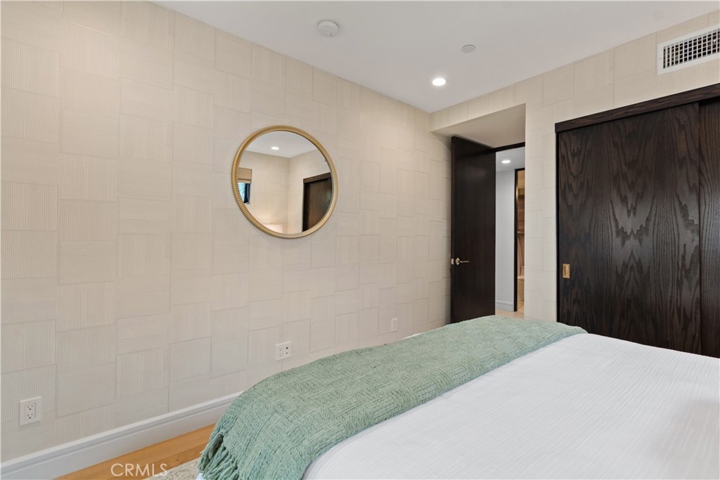 802 Bard Property Photo 20