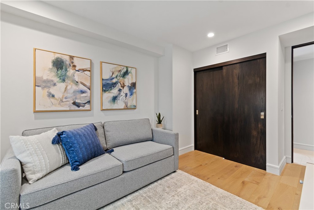 802 Bard Property Photo 23