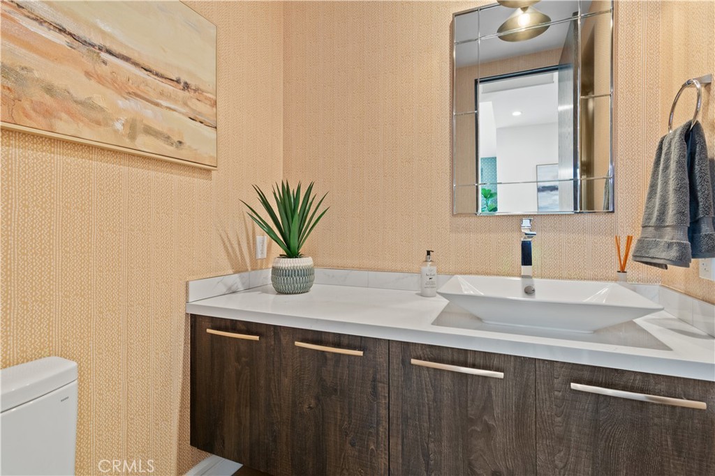 802 Bard Property Photo 28