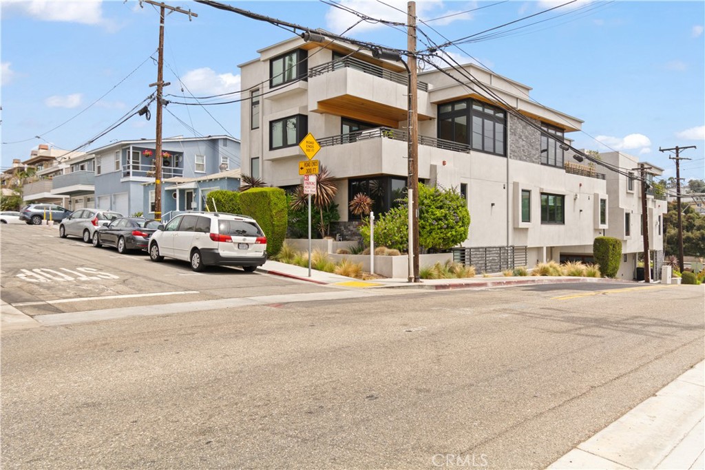 802 Bard Property Photo 31