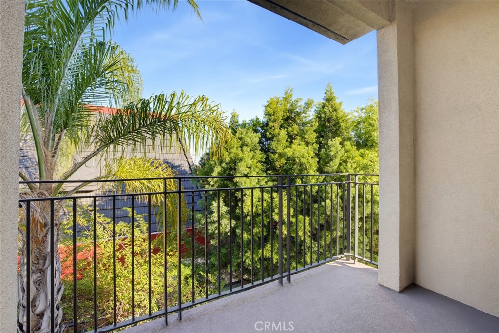 2742 Cabrillo Avenue 212 Property Photo 13