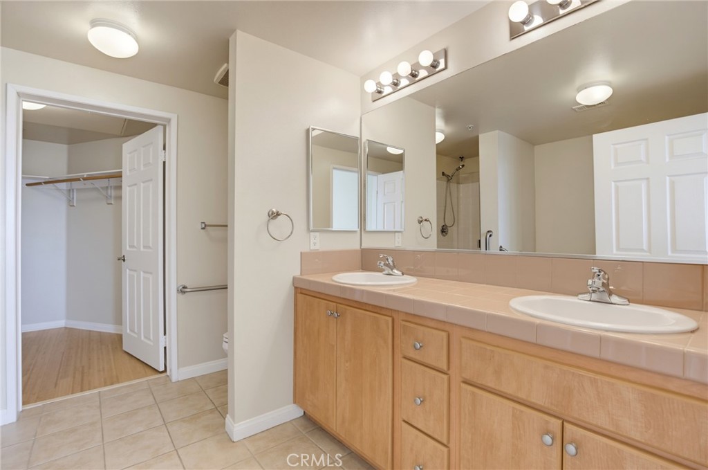 2742 Cabrillo Avenue 212 Property Photo 18