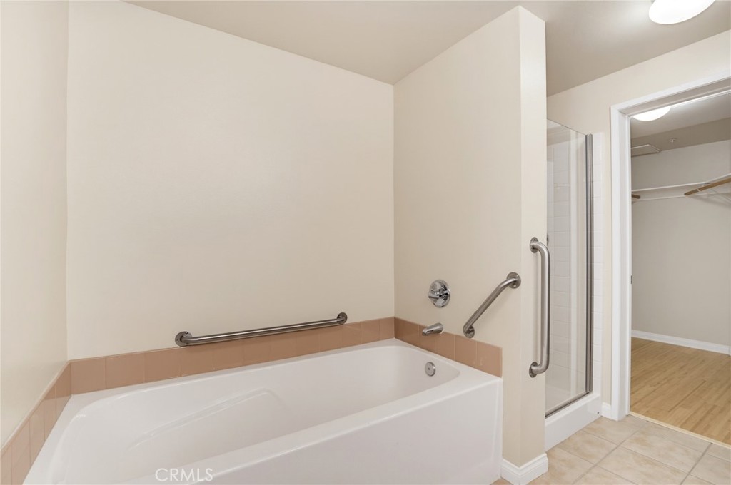2742 Cabrillo Avenue 212 Property Photo 19