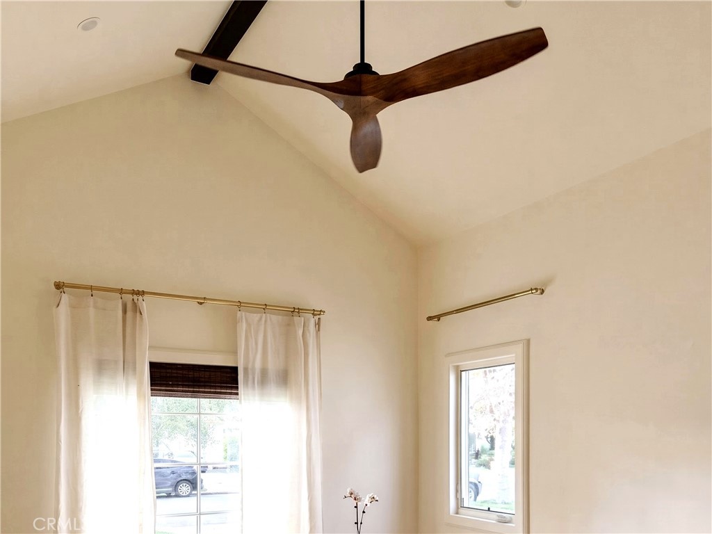 2932 Edgehill Property Photo 22
