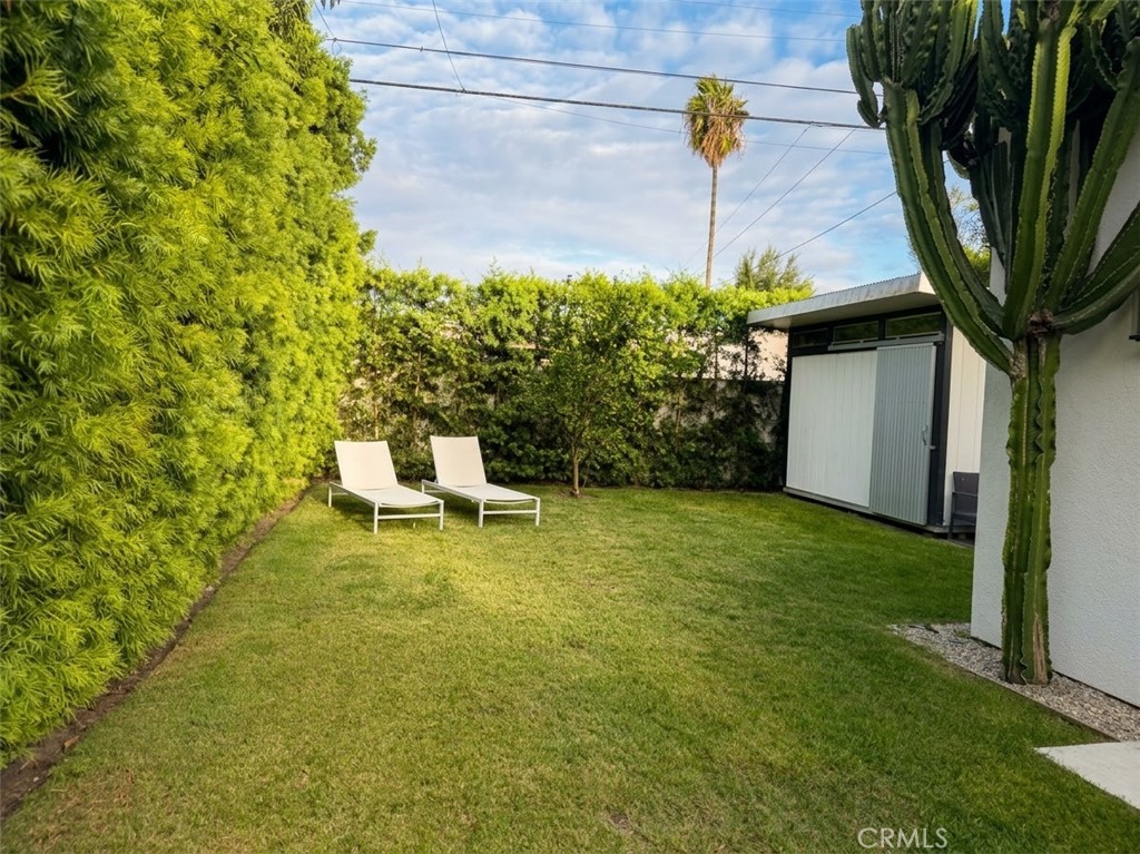 2932 Edgehill Property Photo 40