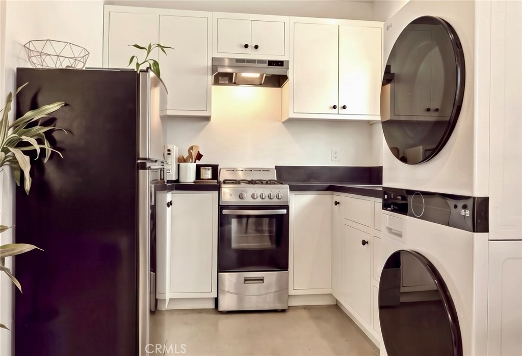 2932 Edgehill Property Photo 46