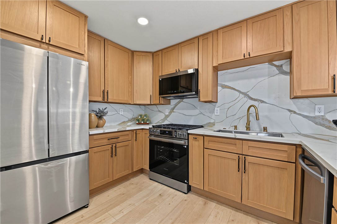 8561 Donald Circle Property Photo 12